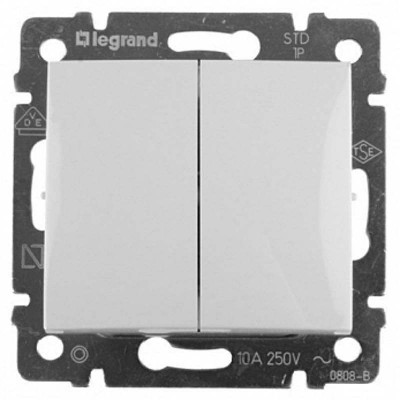 Переключатель двухклавишный на 2 напр. (без рамки)